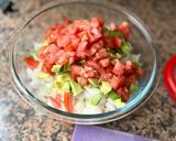 Foto del paso 2 de la receta: Ensalada de alubias 🫘 🍅 🥒 🥑 🥗