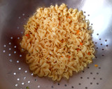 Foto del paso 1 de la receta: Noodles instantáneos tuneados
