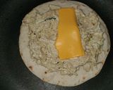 Foto del paso 3 de la receta: Quesadilla de pollo desmenuzado para los niños🤗