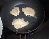 Foto del paso 2 de la receta: Hamburguesa de cerdo con setas al ajillo y mayonesa de cebolla