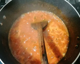 Foto del paso 2 de la receta: Corbatines en salsa pomodoro con chicharrón