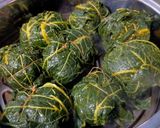 Foto langkah ke 4 dari resep Buntil Daun Pepaya Tidak Pahit Fibercreme.