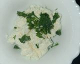 A picture of step 3 of Nutritients packed Cucumber and Tomato chilla with paneer filling.