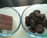 A picture of step 1 of Chocolate Oreo mousse.