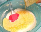 Foto langkah ke 5 dari resep PANDAN SPONGE CAKE| LEMBUT SELEMBUT OGURA CAKE,METODE ALL IN ONE.