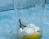A picture of step 2 of Virgin Mojito.