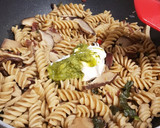 Foto del paso 3 de la receta: Espirales integrales con shitake, jamón y albahaca
