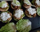 A picture of step 8 of Zinger burgers.