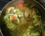 Foto langkah ke 7 dari resep Sayur sop ayam.