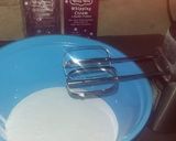 A picture of step 4 of Mickey mouse cake.