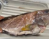 A picture of step 1 of Tom Yum Head Grouper’s Clear Soup.