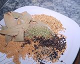 A picture of step 4 of Karonda pickle (Bihari style).