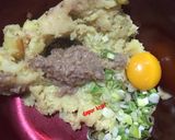 Foto langkah ke 3 dari resep Perkedel Kentang.