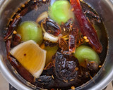 Foto del paso 4 de la receta: Carne de cerdo a los tres chiles