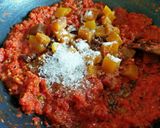 A picture of step 5 of Bengali style tamatar ki chutney.