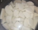 A picture of step 1 of Yam & sardine stew.
