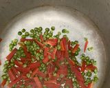 A picture of step 5 of Chicken tikka soup.