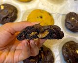 صورة لخطوة 3 من وصفة كوكيز نيويورك دبل تشوكلت (بحشو الشوكلت سبريد) 🍪