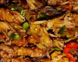 Foto langkah ke 6 dari resep Tumis tempe tongkol suwir pedas.