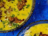 કાંદા પકોડા કઢી(kanda pakoda kadhi recipe in Gujarati)