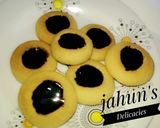 A picture of step 6 of Chocolate filled Cookies.