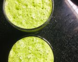 A picture of step 2 of Palak mint green juice.