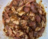รูปขั้นตอนการทำที่ 2 ของ หมูอบกระเทียมพริกไทย🐷🌾 สูตรเข้มข้นถึงเครื่อง