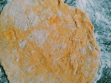 Tortilla de coreanito, tomate y queso