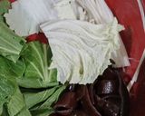 Foto langkah ke 1 dari resep Seblak Kuah Pedas Tanpa Kerupuk.