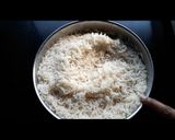 चिकन दम बिर्याणी (Chicken dum biryani recipe in marathi) रेसिपी स्टेप 1 फोटो 