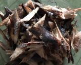 Foto langkah ke 1 dari resep Ikan tongkol suwir pedas.