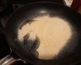 Túrógombóc útifűmaghéjjal recept fázis 2 fotója