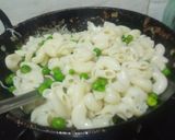 A picture of step 1 of Simple Macaroni.