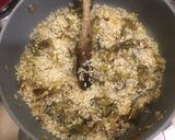 Foto del passaggio 2 della ricetta Risotto con carciofi e porro