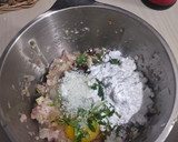 Foto langkah ke 2 dari resep Gohyong Ayam.