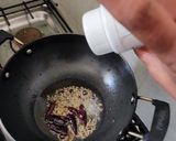 A picture of step 4 of Chana dal sundal.