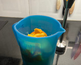 Foto del paso 2 de la receta: Bizcocho de naranja y chocolate