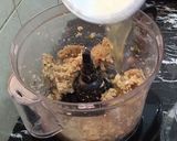A picture of step 3 of Donut Kabab.