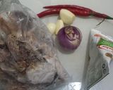 Foto langkah ke 1 dari resep Tomat Hijau Masak Santan.