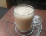 Foto langkah ke 5 dari resep Teh Tarik Kayu Manis.