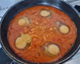 A picture of step 5 of Egg Lababdar.
