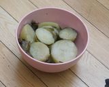 A picture of step 4 of Aromatic flavorful tasty Taro chips.