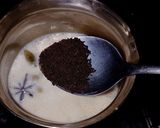 Foto langkah ke 3 dari resep Chai Tea Latte Arabia.