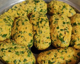 મિક્સ લોટ ના મેથી ના મૂઠીયા (Mix Flour Methi Muthiya Recipe In Gujarati) રેસીપી સ્ટેપ3ફોટો