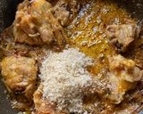 A picture of step 4 of Gosht Qorma.