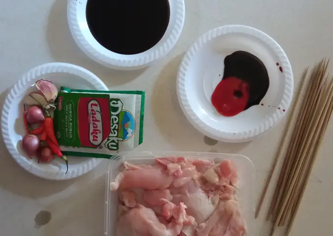 Langkah-langkah untuk membuat Cara membuat Sate Ayam Rumahan