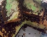 Foto langkah ke 13 dari resep Bolu pandan coklat.