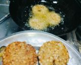 A picture of step 3 of Sabudana Vada.