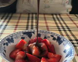Foto del paso 2 de la receta: Fresas con una salsa de chocolate muy sencilla y la más rica