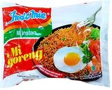 A picture of step 1 of Martabak mie goreng.